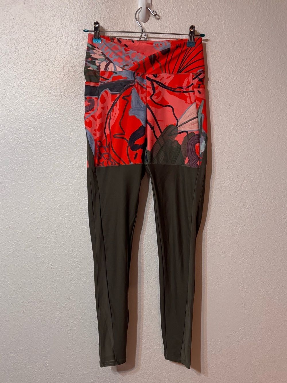 Gymshark x Nikki Blackketter Leggings Small